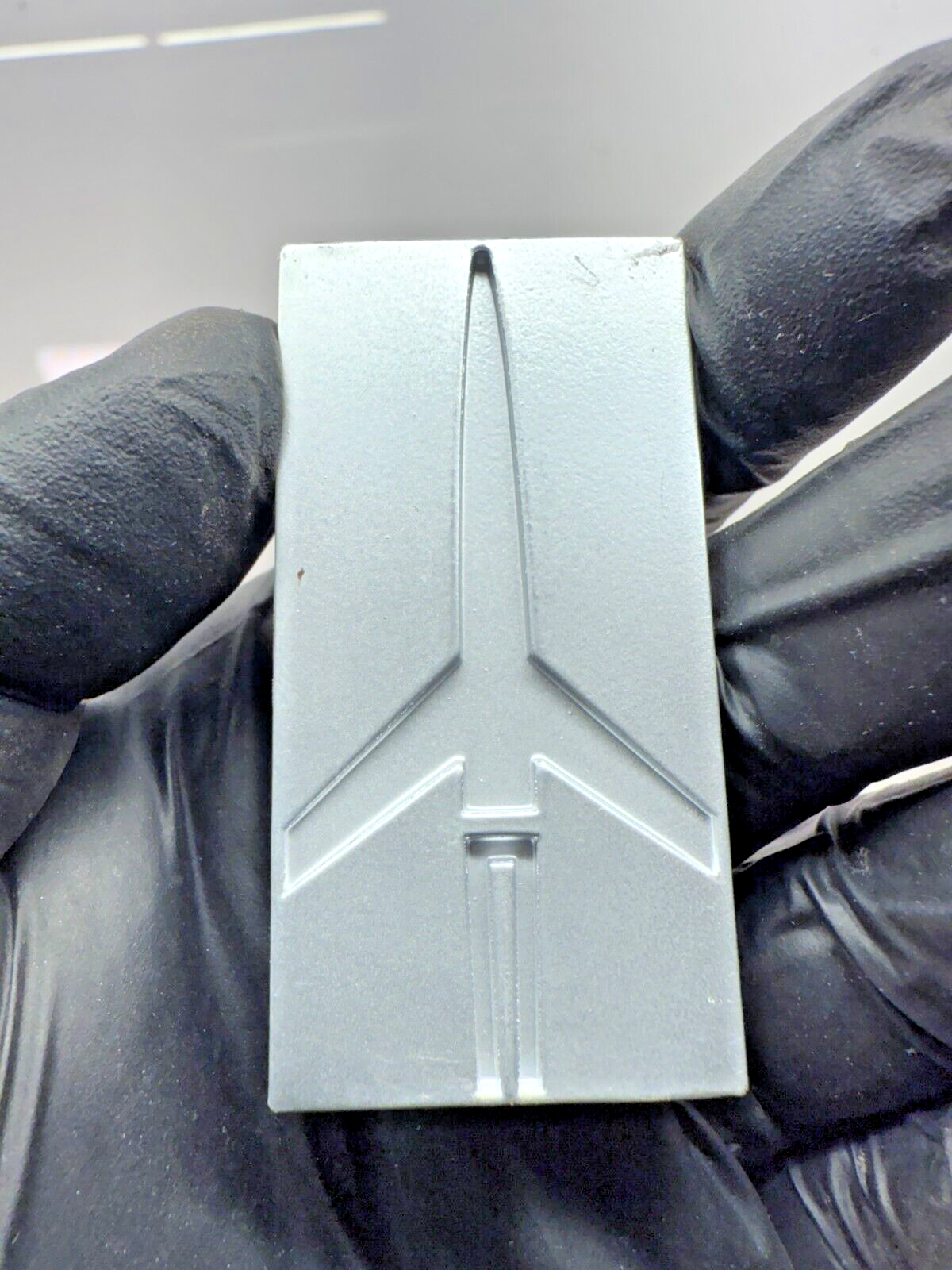 (1) NOS 1984 - 1986 OLDS FIRENZA Header Panel EMBLEM INSERT GM 22523224 84 85 86