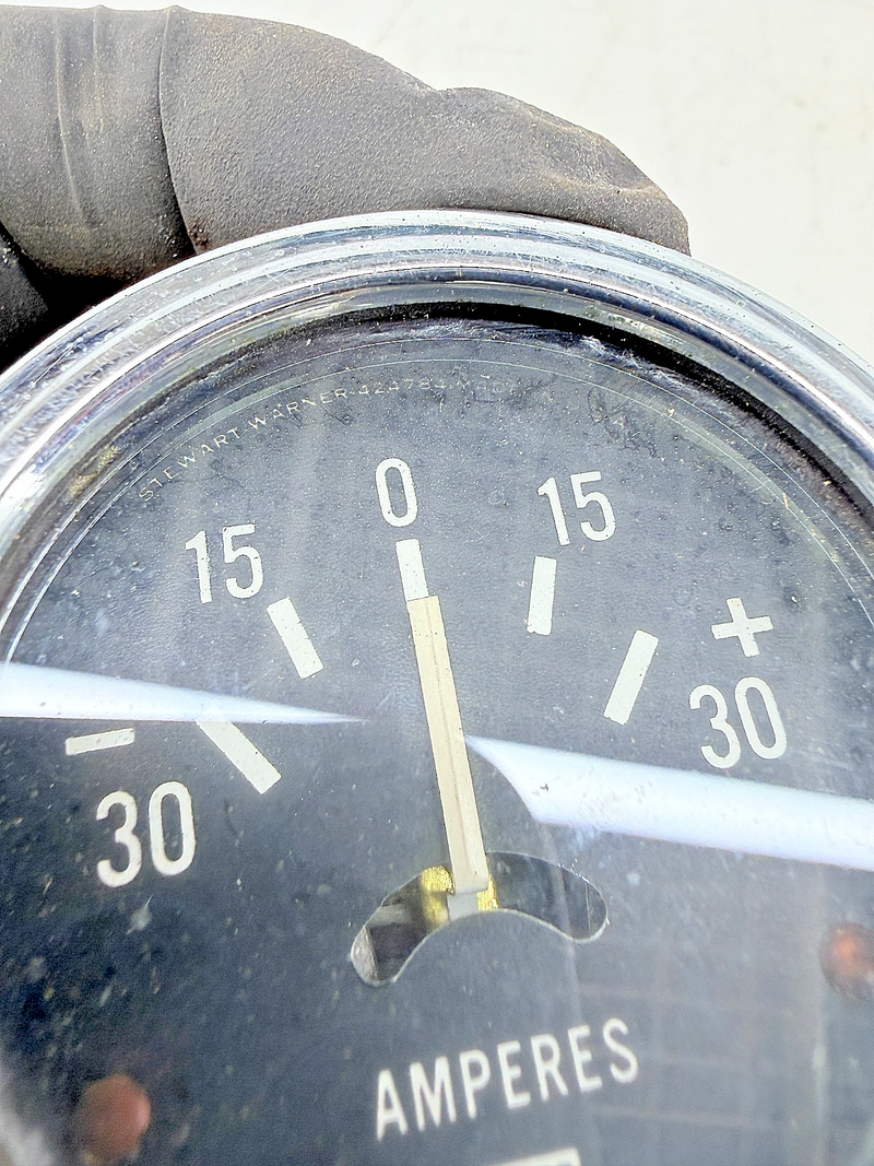 Vintage 1950s - 1960s Hot Rod Stewart Warner Ammeter 30 Amp Gauge 424784 C39-57