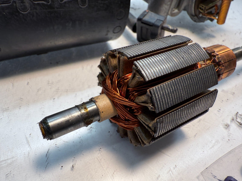 OEM GENUINE Sunroof Motor 0018201842 Mercedes-Benz W123 C123 W126 C126 C8-12