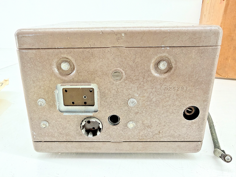 NOS Philco CR-6 6V Car Radio Complete Kit Speaker 1941 - 1947 Chevrolet B69-51