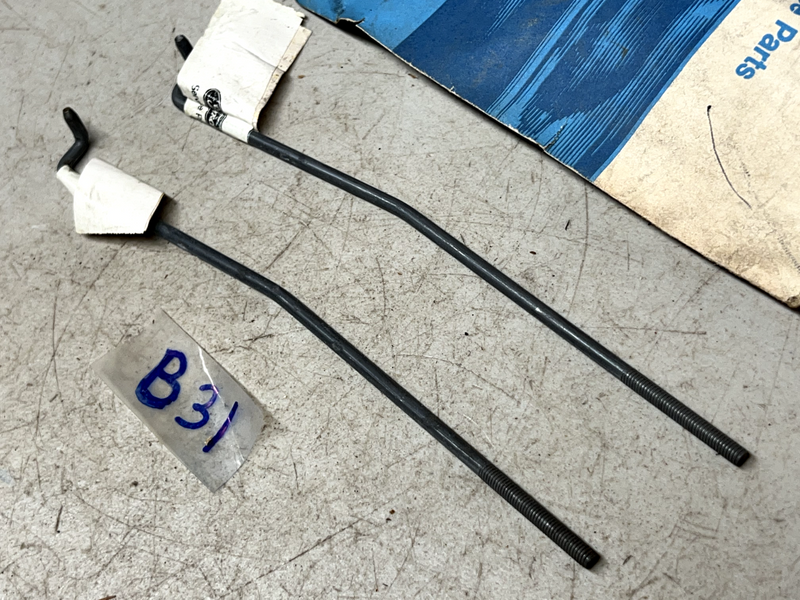 (2) NOS FORD ROD D9AZ-74431A32-A B31-180