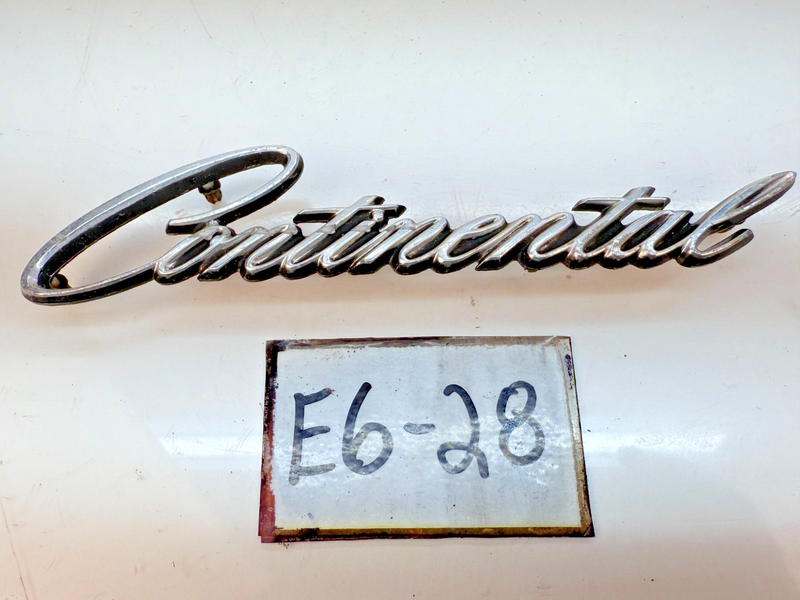 1977 78 79 LINCOLN CONTINENTAL COLLECTOR SERIES SCRIPT EMBLEM  E6-28