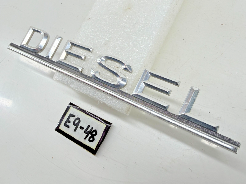 OEM 1975 - 1986 Mercedes Diesel Trunk Emblem Badge 123.817.00.15 E9-48