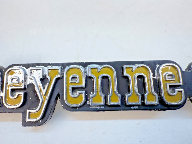 OEM 1973 1974 1975 1976 Chevy "Cheyenne Super 20" Fender Emblem 6273133 E7-57