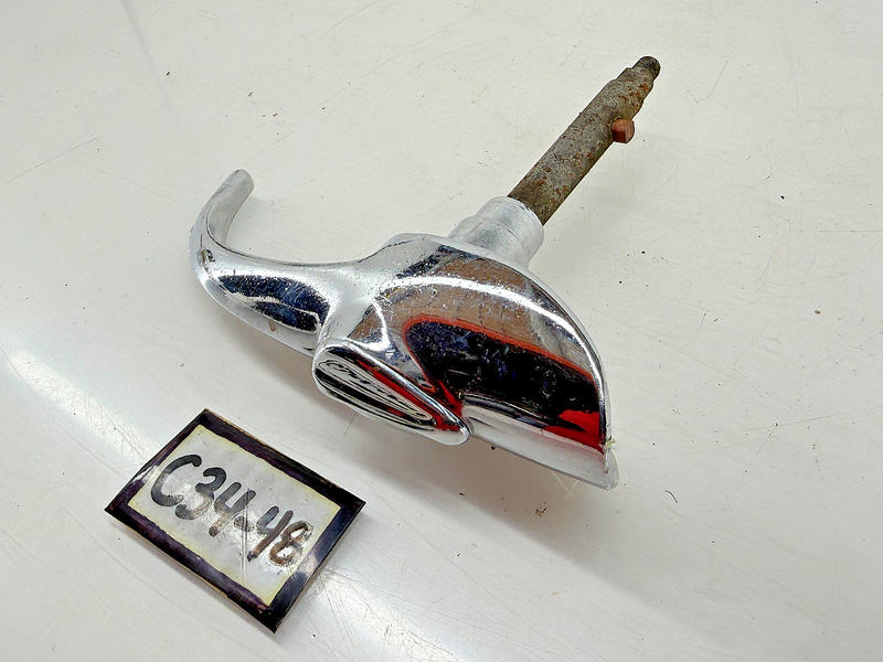 Vintage 1942 - 1946 1947 Chevrolet Aero Rear Trunk Handle Pontiac Chevy C34-49
