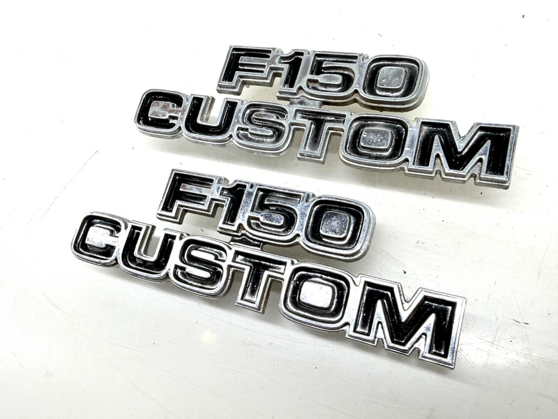 OEM 1973 - 1979 F-150 CUSTOM Front Fender Emblem Badges D7TB-16702-DWC E9-103