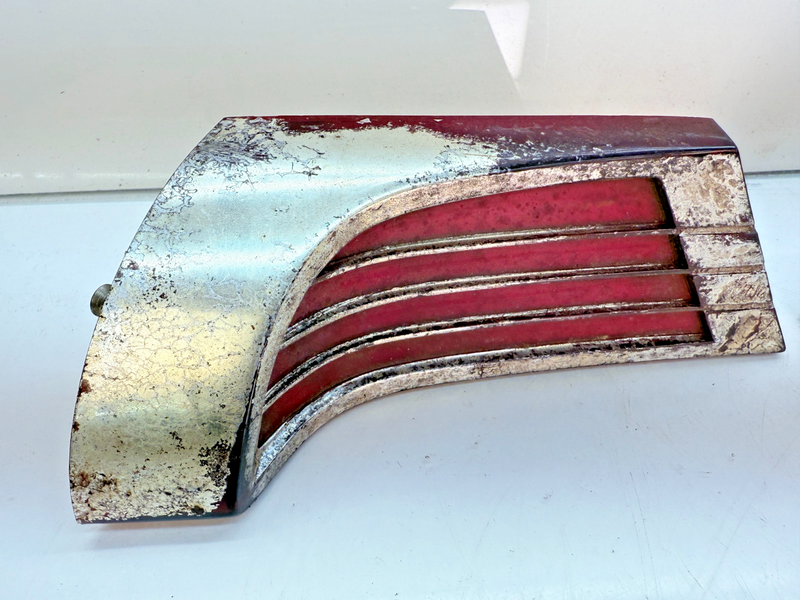 OEM 1959 1960 1961 CHEVROLET IMPALA ARM REST REFLECTORS B80-1