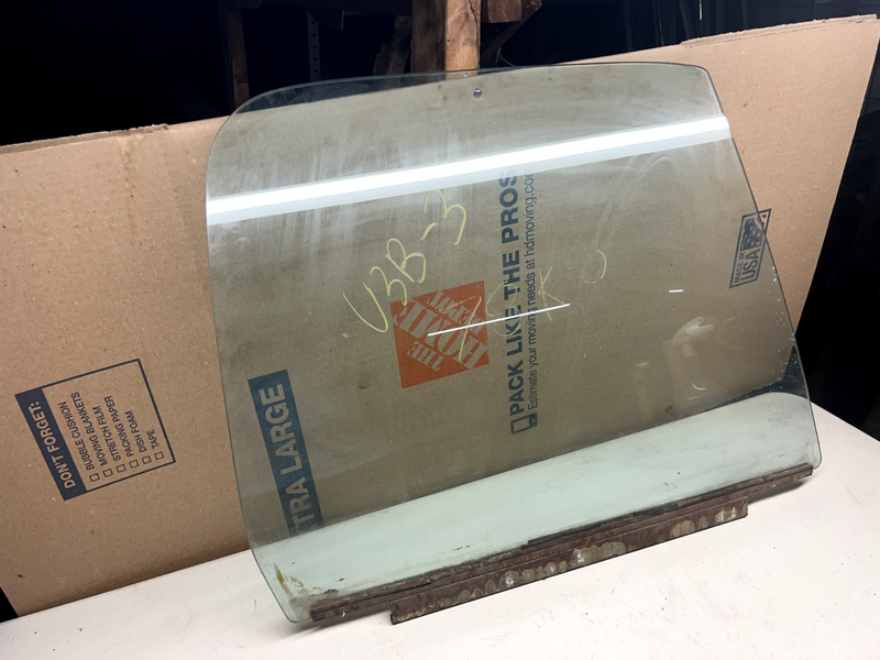 73-80 Chevy GMC K5 Blazer Suburban RH DOOR GLASS WINDOW GREEN SQUARE BODY U3B-3