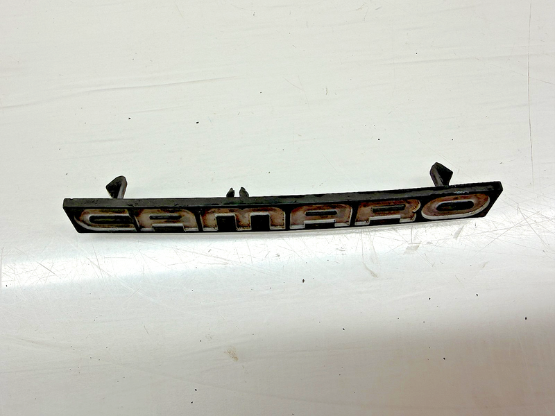 OEM 1982 - 1992 Chevrolet Camaro Dashboard Emblem Passenger Side 14031733 E7-106