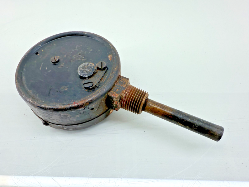 VINTAGE AMERICAN RADIATOR COMPANY GAUGE  C32-11