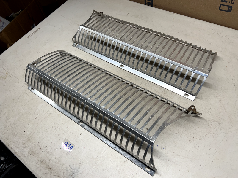 OEM 1962 Oldsmobile Cutlass F85 F-85 Front Grill 2 piece Grille 62 B39