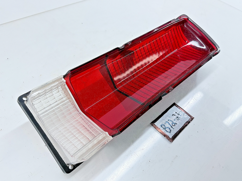 NOS 1969 Mercury Full Size RH Tail Light Lens SAE-TSDBR-69MY P165 FORD B72-21