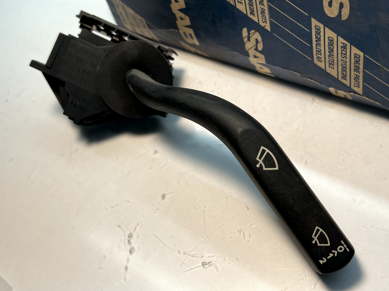 NOS SAAB 9000 CS CSE AERO ANNI HATCH MODELS 1992 - 1998 WIPER STALK C3-3