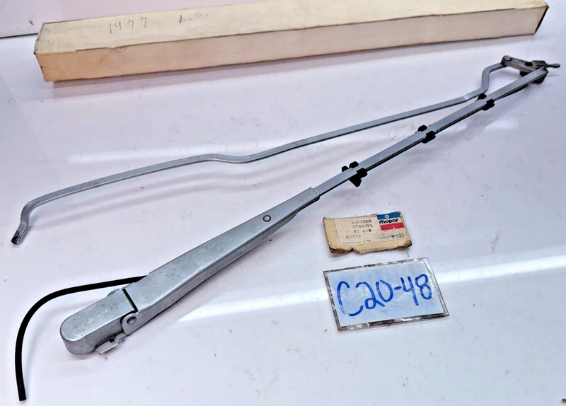NOS Vintage Mopar Windshield Wiper Arm 3799051 90330 C20-48