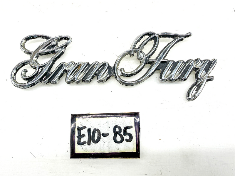 OEM 1975 1976 1977 PLYMOUTH GRAN FURY FENDER EMBLEM 3811505 E10-85