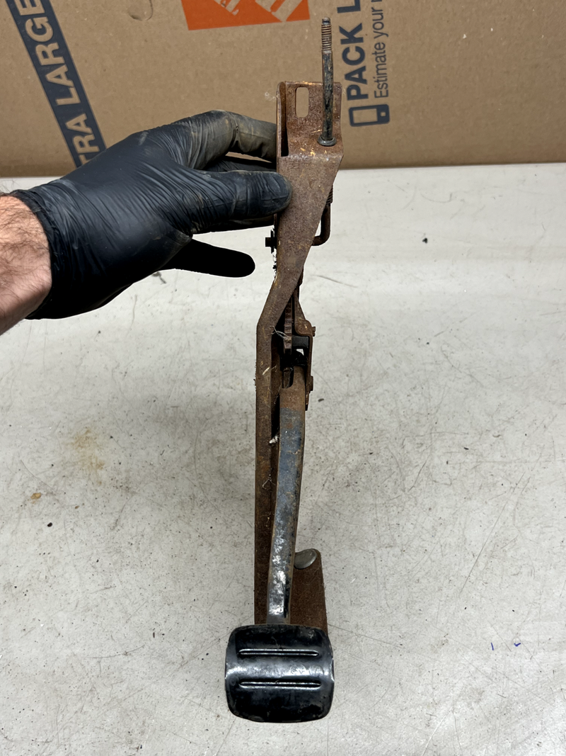 1965 1966 Chevrolet Impala Belair Parking Brake Pedal Assembly Mount 65 66 B35