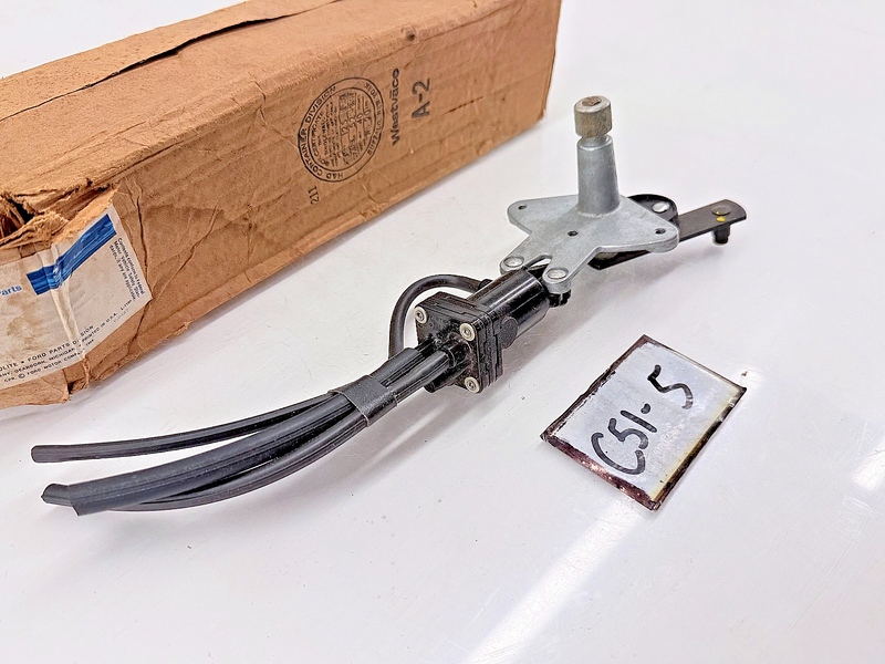 NOS 1967 1968 Ford Mercury Wiper Pivot with Washer Pump C7MB C7MZ C51-5