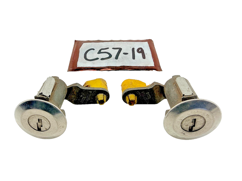 VINTAGE NOS FORD MUSTANG DOOR LOCK SET D9ZB-6621971-A C57-19