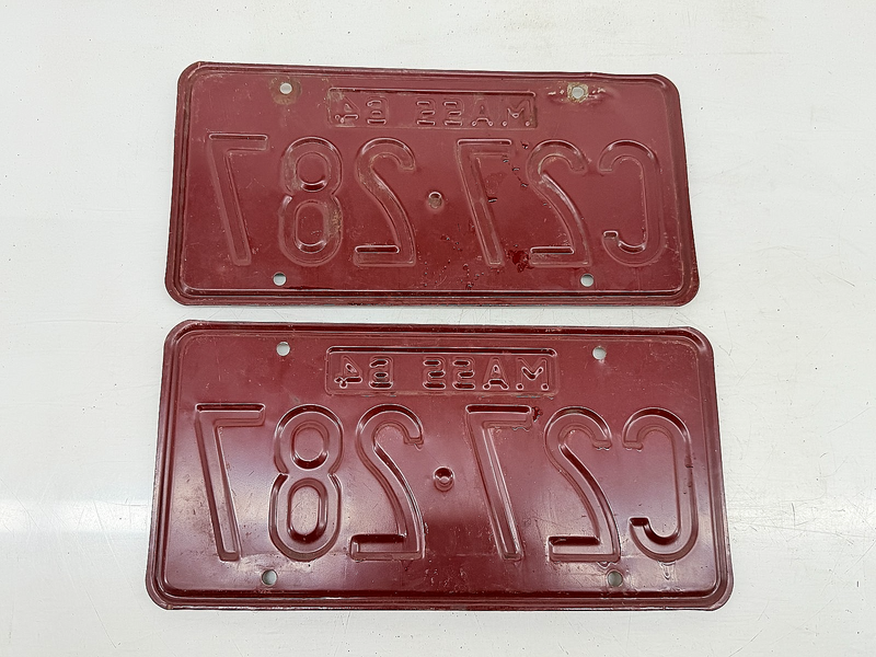 Orig. Paint PAIR 1964 C27287 Massachusetts License Plate Sign MA C27287 C76-75