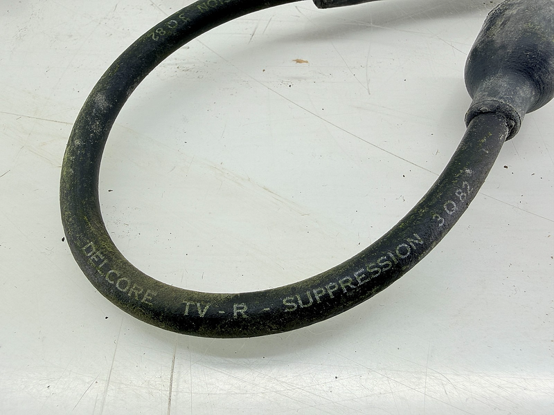 NOS DELCO IGNITION CABLES / SPARK PLUG WIRE SET GM 8912699 456-S C73-12