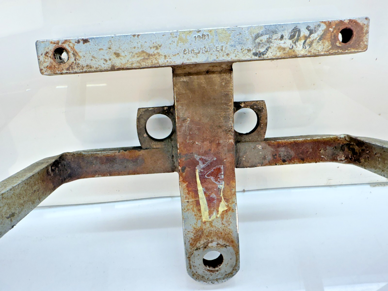 GM Accessory Chevrolet 1961 Chevy Passenger 2 & 4 Door Tow Trailer Hitch B71-13