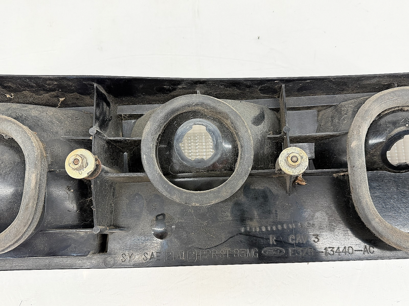 OEM Ford Mustang 1987 - 1993 Fox Body Right Tail Light Lamp E3ZB-13440-AC B81-52
