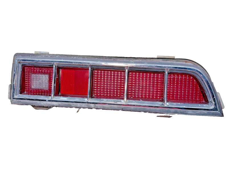 OEM Passenger Right Tail Light 1970 1971 FORD TORINO SAE-TS1AR-70FE B43-3