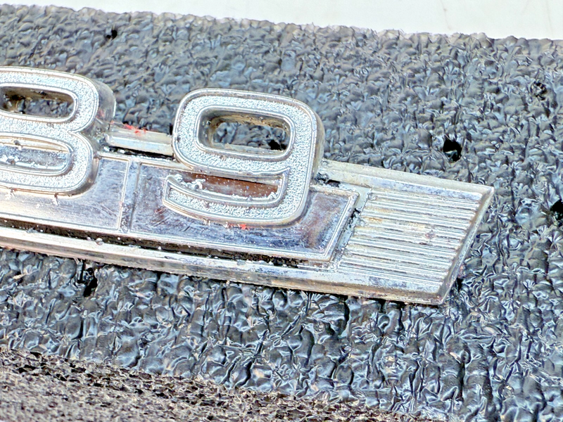 OEM 1967 1968 FORD FAIRLANE 289 Fender Emblems C7OB-16237-A B32-351