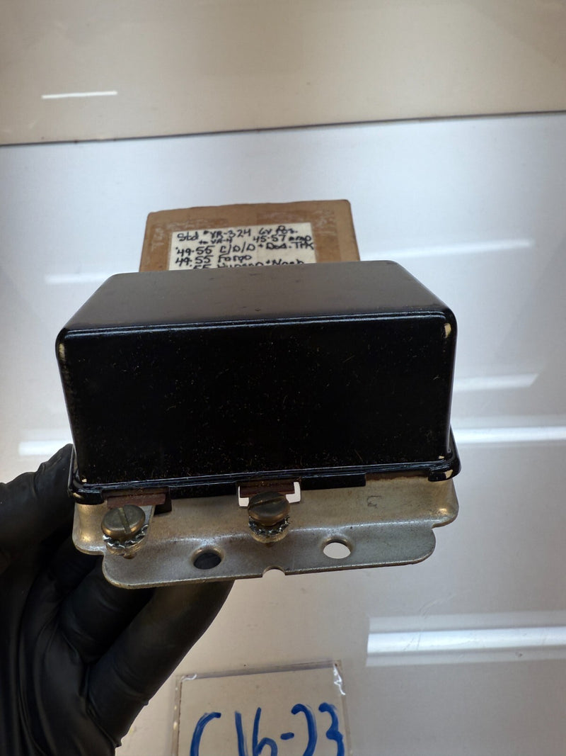 NOS Standard VR-324 Voltage Regulator 6 volt 45-57 AMPS C16-23