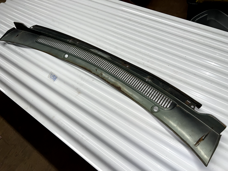 OEM 1965 Chevy Impala SS Hardtop Windshield Wiper Cowl Vent Panel 65 66 U5B-9