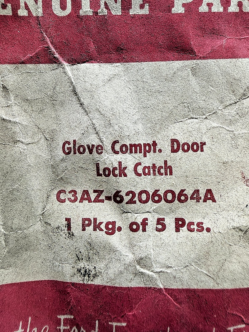 NOS 63 64 Ford Lincoln Mercury Glove Box Door Latch Striker C3AZ6206064A C76-148