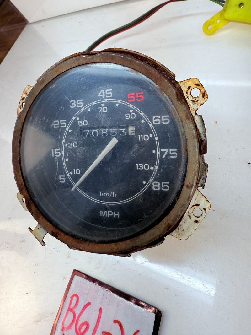 OEM 1977 - 1985 Buick Electra Lesabre DASH INSTRUMENT CLUSTER SPEEDOMETER B61-26