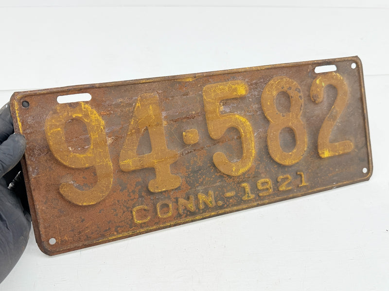 1921 Connecticut License Plate 94-582 CONN Antique Pre-War Original C47-68