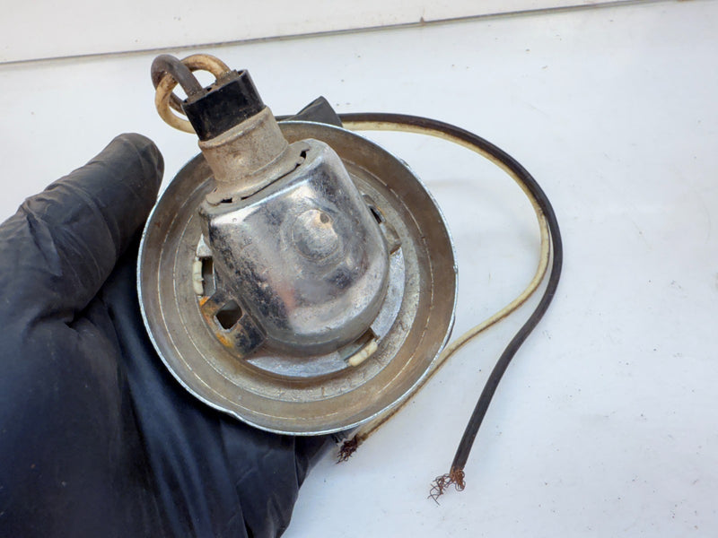 1967 - 1969 Camaro Quarter Sail Light 1962 - 1966 Impala Pontiac 4765599 B76-17
