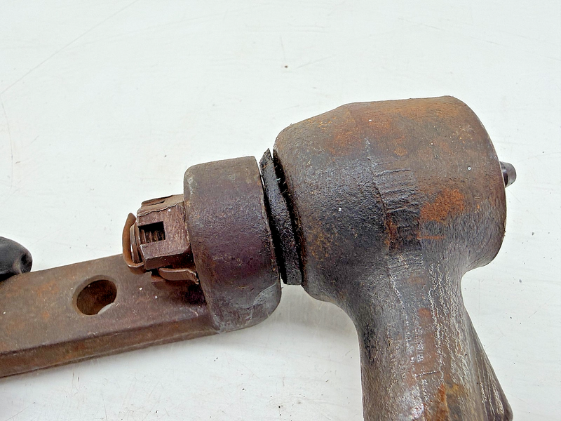 NOS 1967 1968 1969 1970 Ford Mustang Mercury Cougar Steering Idler Arm C18-73