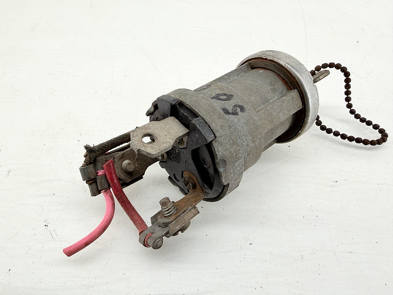 OEM 1948 1949 1950 1951 1952 GM CHEVY BUICK  IGNITION SWITCH DELCO REMY C67-66