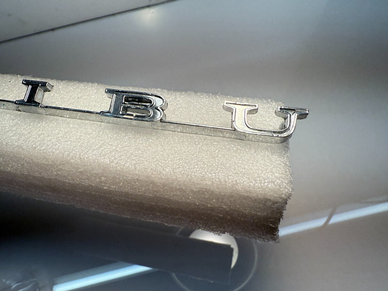 OEM 1969 1970 1971 1972 Chevrolet Malibu Nameplate Emblem 8723146 69 70 B32-70