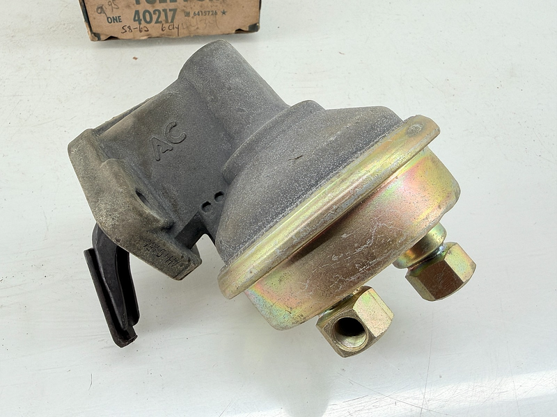 NOS 1958 - 1962 CHEVY 6 CYL 40217 AC 40217 / 40159 FUEL PUMP F-128