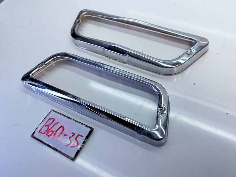 OEM 1960 Chevrolet Impala Parking Light Lamp Chrome Bezel Set 1853-39 60 B60-35