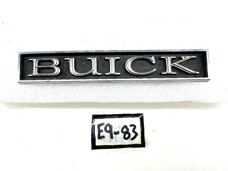 OEM 1968 - 1973 Buick Electra LeSabre Wildcat Emblem Badge  242104 E9-83
