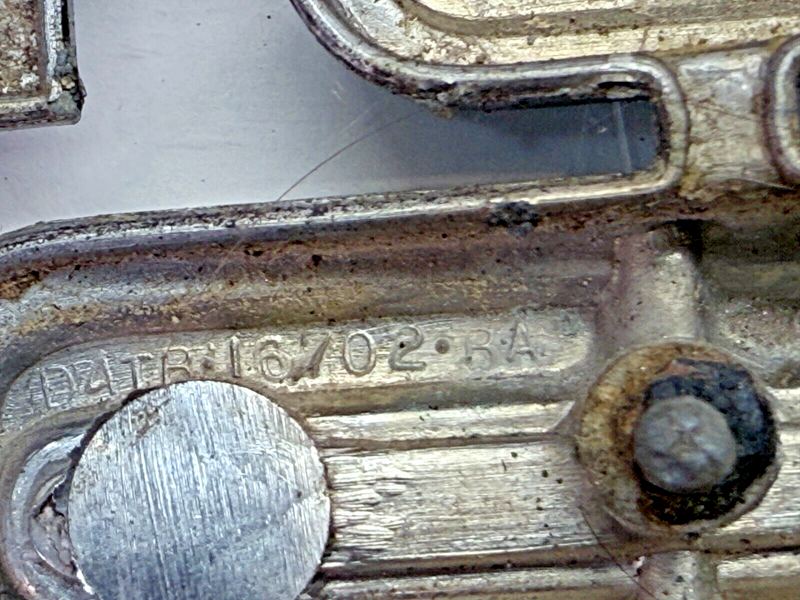 OEM 1973 - 1979 Ford Truck F-250 Emblem D4TB-16702-BA 74 75 76 77 78 B32-132