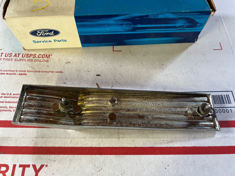 NOS 1962 Ford Thunderbird Quarter Panel Trim Molding Ornament C2SZ-63290A76-B 5*