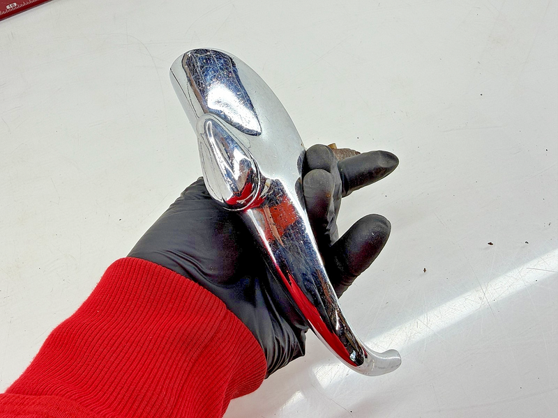 Vintage 1942 - 1946 1947 Chevrolet Aero Rear Trunk Handle Pontiac Chevy C34-48