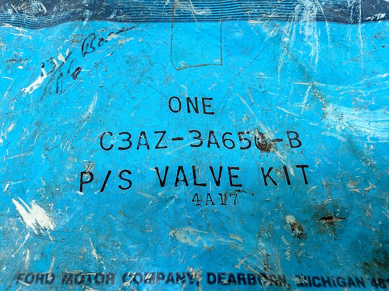 NOS 1964 - 1970 Mustang GT Shelby Mach 1 Cougar POWER STEERING CONTROL VALVE KIT