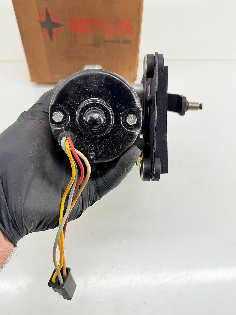 NOS 1965 - 1968 Custom Galaxie 500 XL LTD 2-SPEED WINDSHIELD WIPER MOTOR C72-1