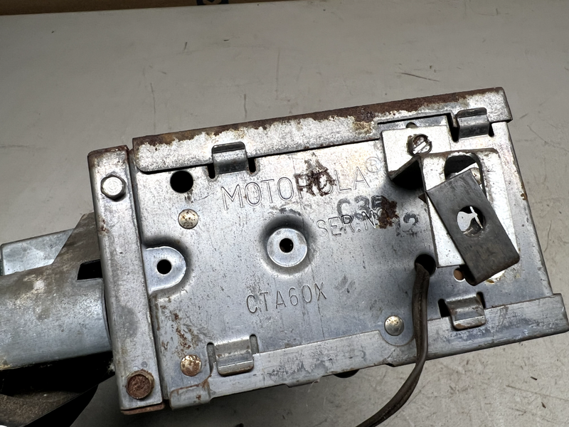 1959-1960 CHEVROLET IMPALA BEL AIR BISCAYNE MOTOROLA AM RADIO Bezel 59 60 B21