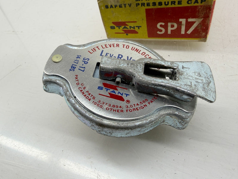 NOS VINTAGE STANT LEV-R-VENT SAFETY PRESSURE RADIATOR CAP SP17 C64-90