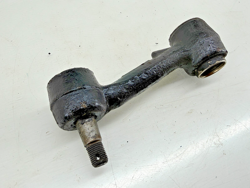NOS 1965 1966 Ford Mustang Falcon Ranchero Steering Idler Arm 8117 C18-74