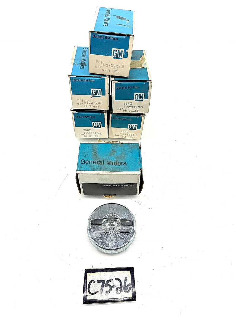 (1) NOS 1953 - 1957 Chevrolet Bel Air 210 150 Pontiac Gas Cap 3739235 C75-26