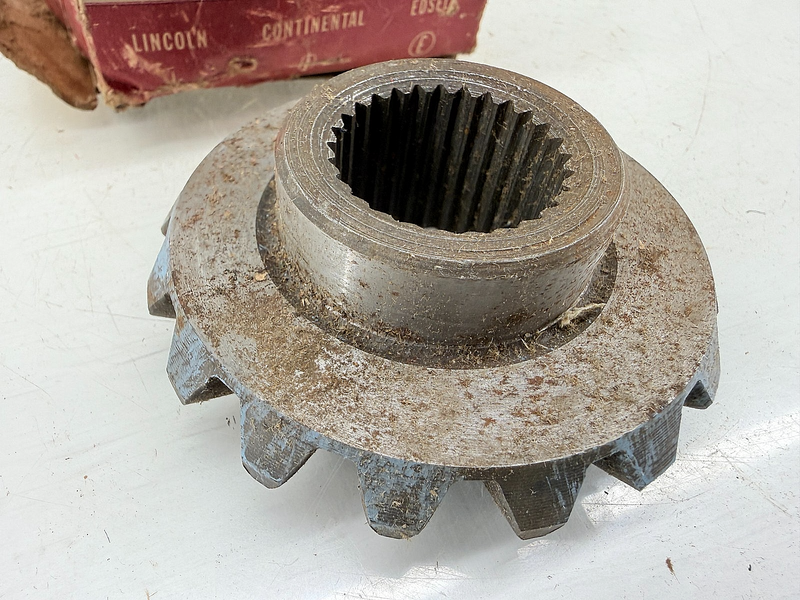 NOS 1961 - 1964 Ford Differential Side Gear C1AZ-4236-C Galaxie Fairlane C52-19